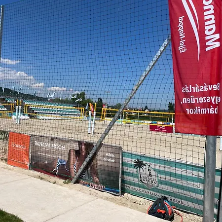 فندق مبيت وإفطار Arena تشوباك